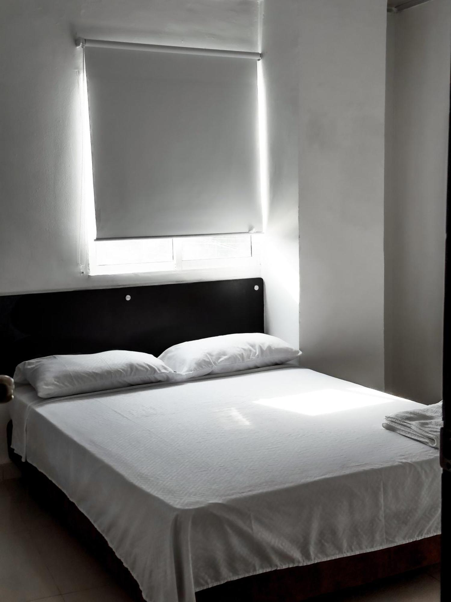 Hotel Bazurto Plaza Cartagena Exterior photo