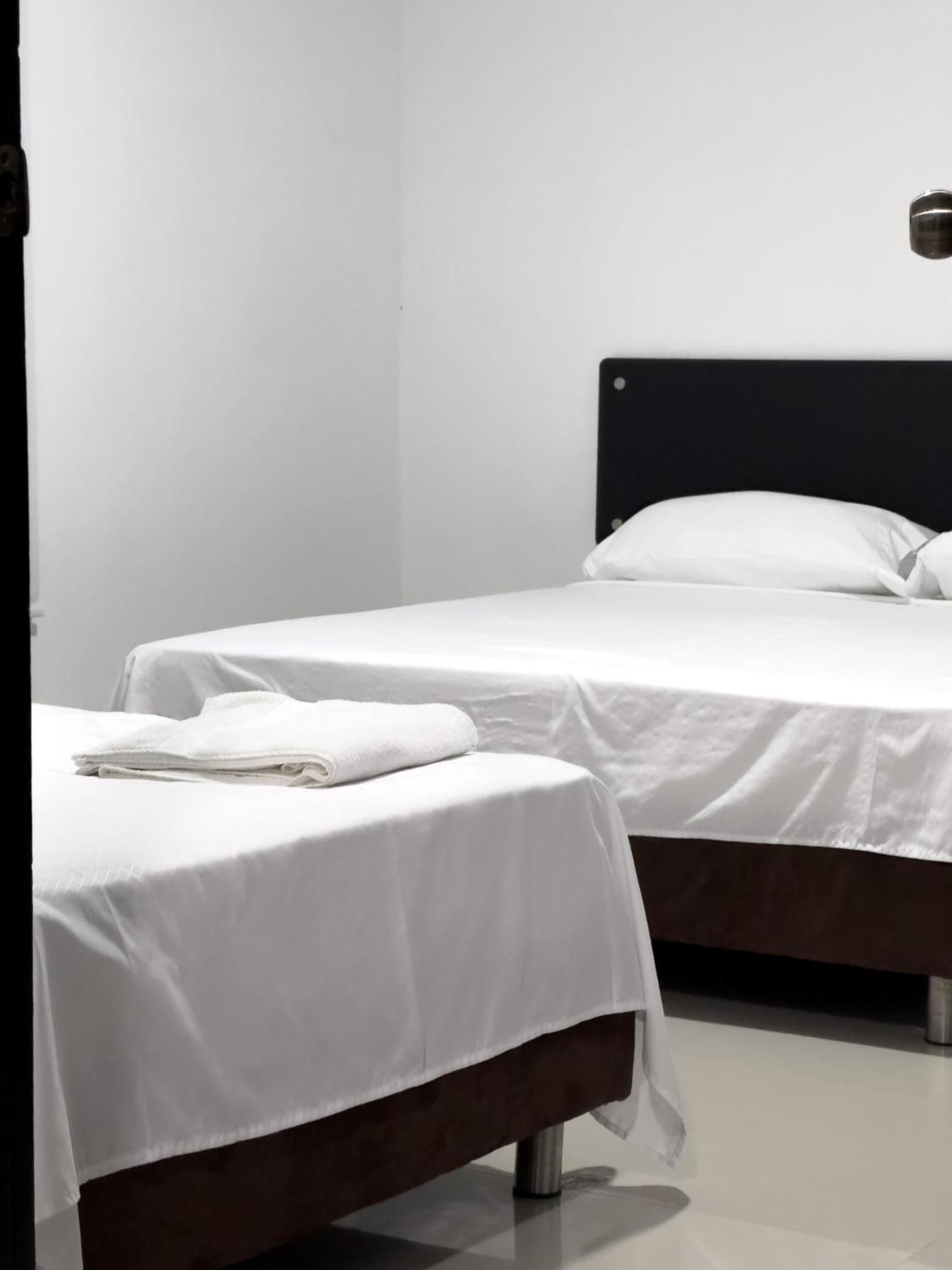 Hotel Bazurto Plaza Cartagena Exterior photo